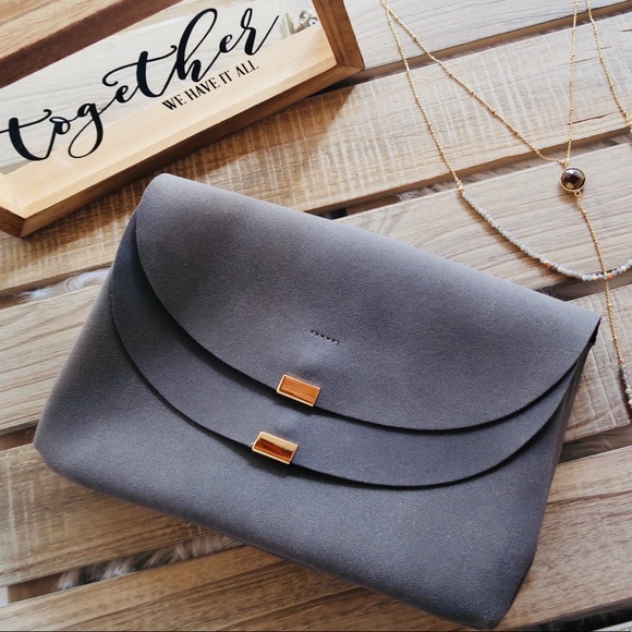 NEW COLOR: DARK OLIVE- Modern Chic Everyday Clutch - Picture 4 of 7